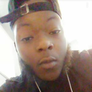 Meet your Posher, Avery